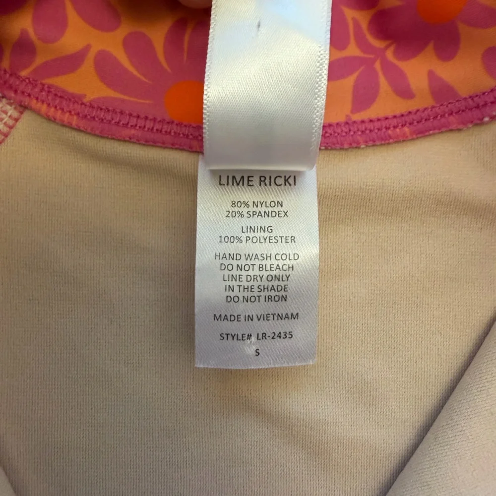 Lime Ricki Retro Rash Guard - NWOT ✨ - Picture 11 of 11